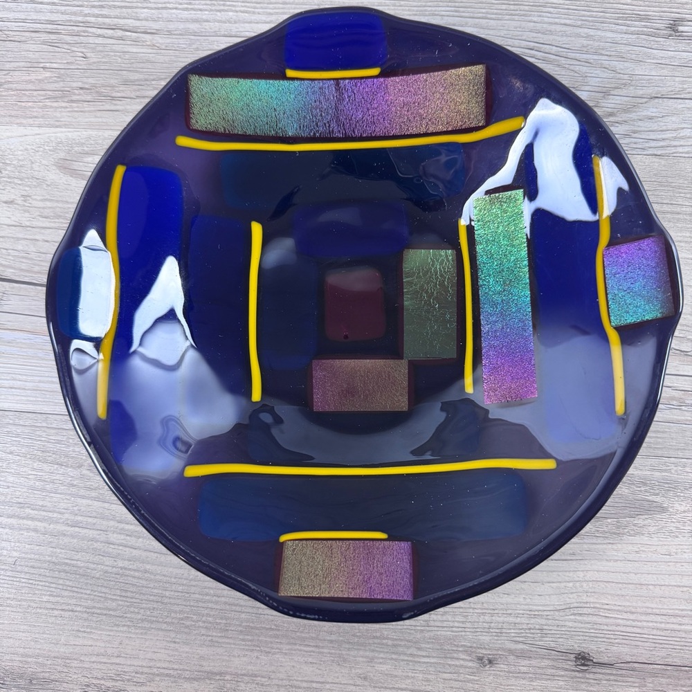 Abstract Fused Glass Art Bowl Accent bowl catch all bowl - Picture 1 of 9